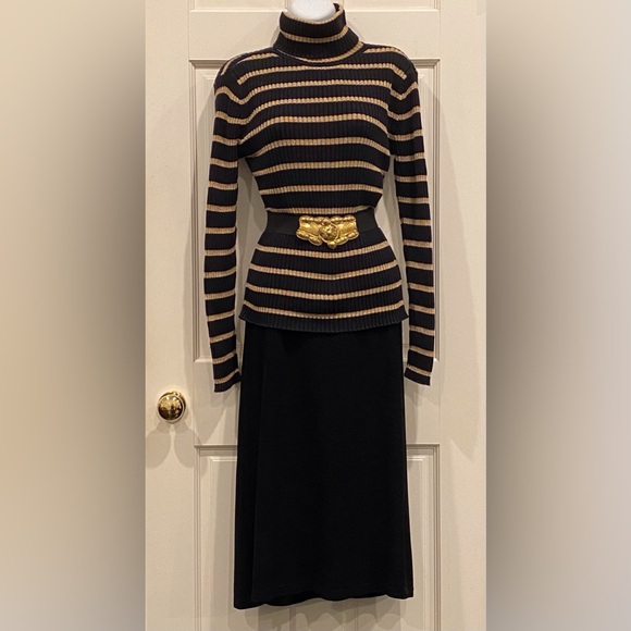Ralph Lauren Green Label gold and black turtleneck - Picture 9 of 11